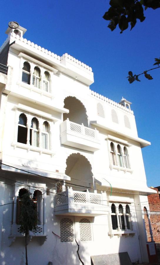 Hindupura Residency Hotel Савай Мадхопур Екстериор снимка